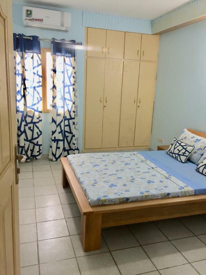 Résidence Comara Marcory Esterno foto